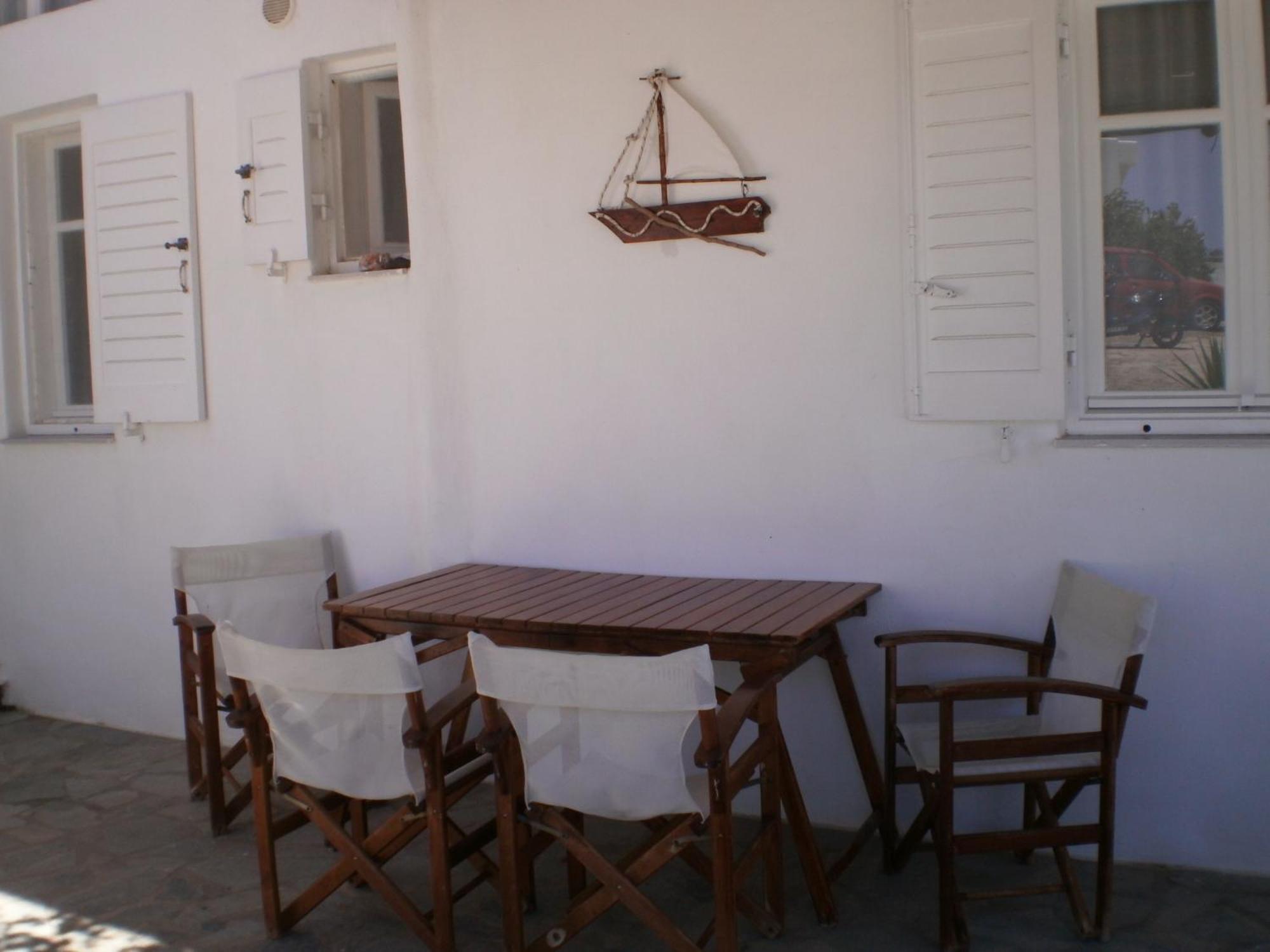 Paros Rita Studios Пісо-Ліваді Номер фото